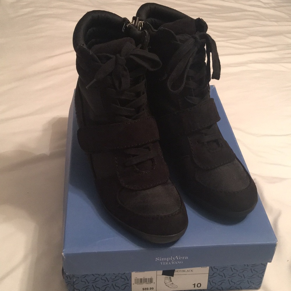 Black SimplyVera Vera Wang wedge sneakers